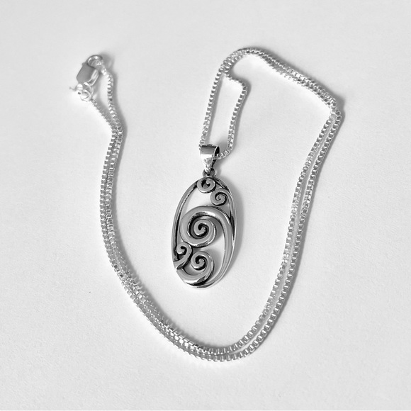 Sterling Silver A Lot Of Waves Necklace, Ocean Necklaces, Multiple Spiral Chain - Picture 9 of 11